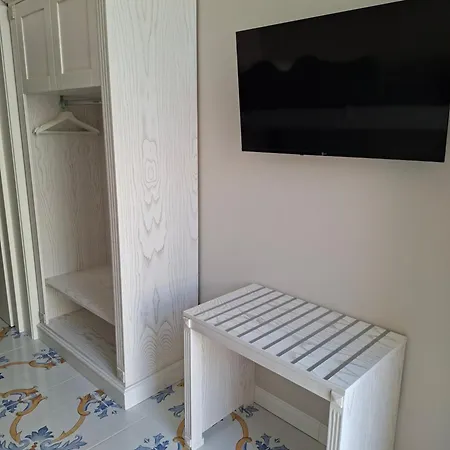 Dimora Di Ripalta E ゲストハウス